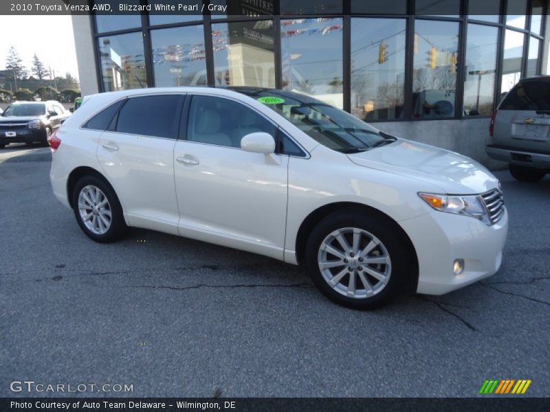 Blizzard White Pearl / Gray 2010 Toyota Venza AWD