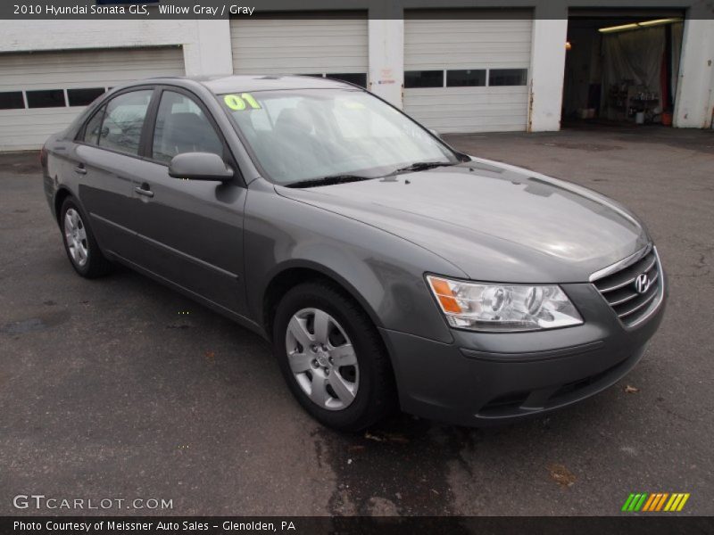 Front 3/4 View of 2010 Sonata GLS