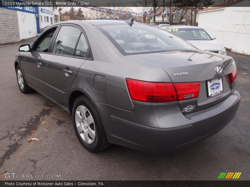 Willow Gray / Gray 2010 Hyundai Sonata GLS