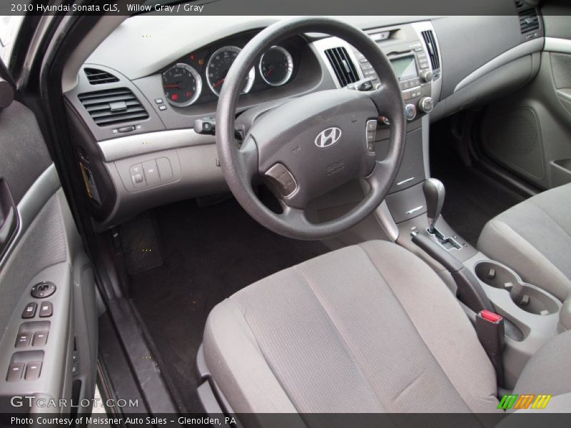 Willow Gray / Gray 2010 Hyundai Sonata GLS