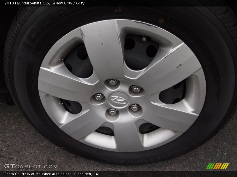 Willow Gray / Gray 2010 Hyundai Sonata GLS
