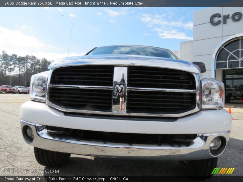 Bright White / Medium Slate Gray 2009 Dodge Ram 2500 SLT Mega Cab 4x4