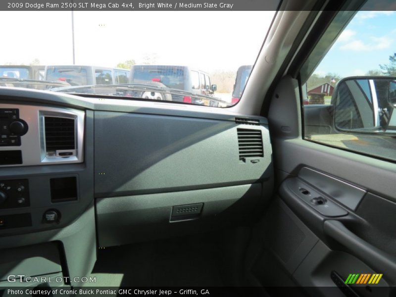 Bright White / Medium Slate Gray 2009 Dodge Ram 2500 SLT Mega Cab 4x4