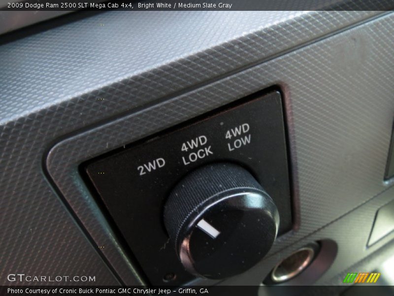 Bright White / Medium Slate Gray 2009 Dodge Ram 2500 SLT Mega Cab 4x4