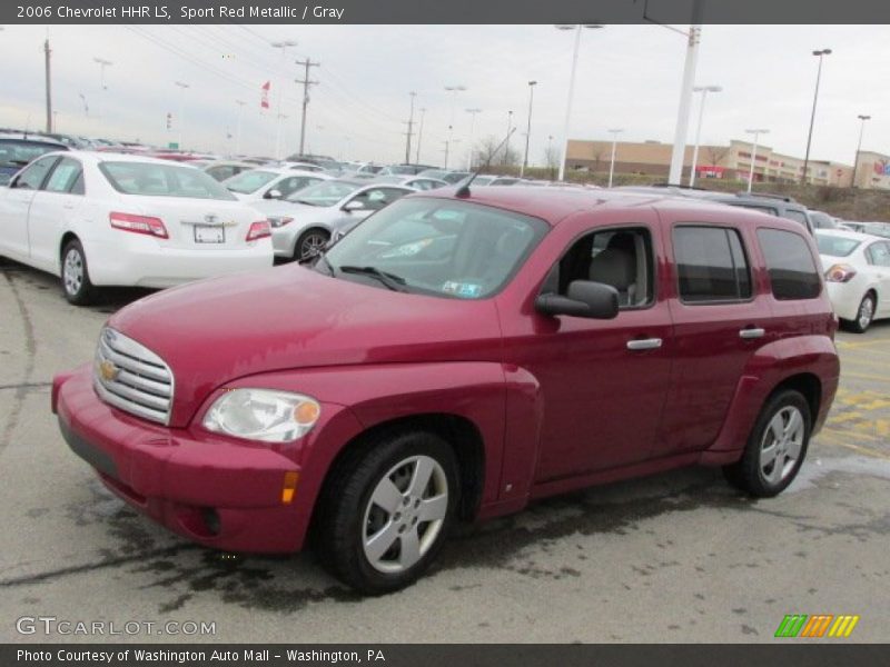 Front 3/4 View of 2006 HHR LS
