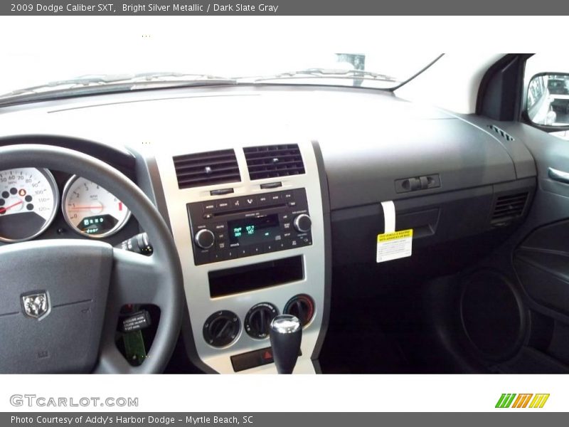 Bright Silver Metallic / Dark Slate Gray 2009 Dodge Caliber SXT