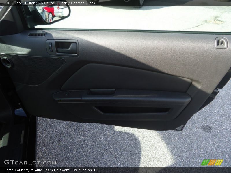 Black / Charcoal Black 2013 Ford Mustang V6 Coupe