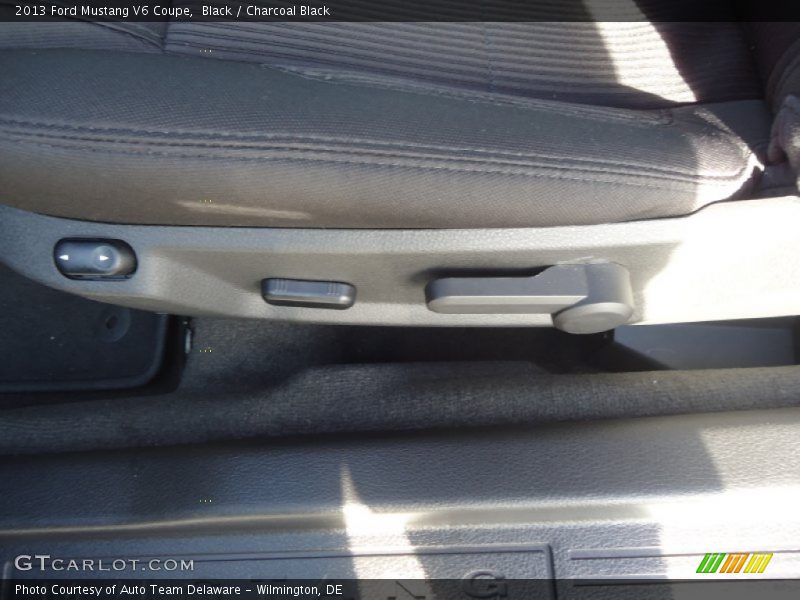 Black / Charcoal Black 2013 Ford Mustang V6 Coupe