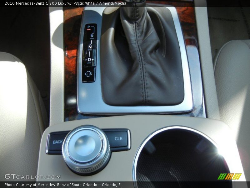 Arctic White / Almond/Mocha 2010 Mercedes-Benz C 300 Luxury