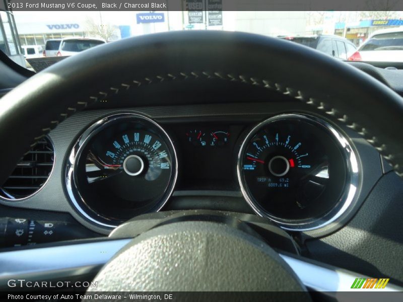  2013 Mustang V6 Coupe V6 Coupe Gauges