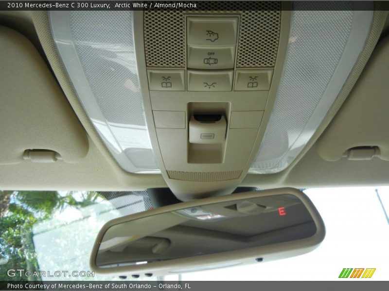 Arctic White / Almond/Mocha 2010 Mercedes-Benz C 300 Luxury