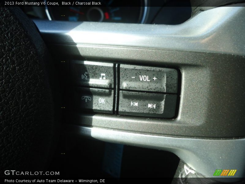 Black / Charcoal Black 2013 Ford Mustang V6 Coupe