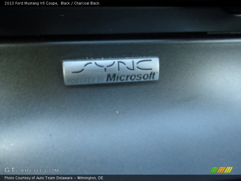 Black / Charcoal Black 2013 Ford Mustang V6 Coupe