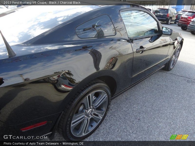 Black / Charcoal Black 2013 Ford Mustang V6 Coupe