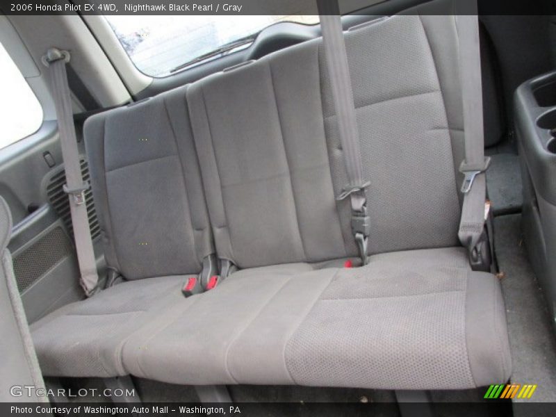 Rear Seat of 2006 Pilot EX 4WD