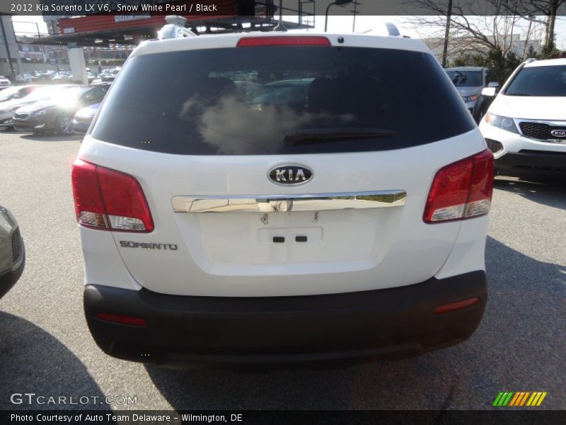 Snow White Pearl / Black 2012 Kia Sorento LX V6