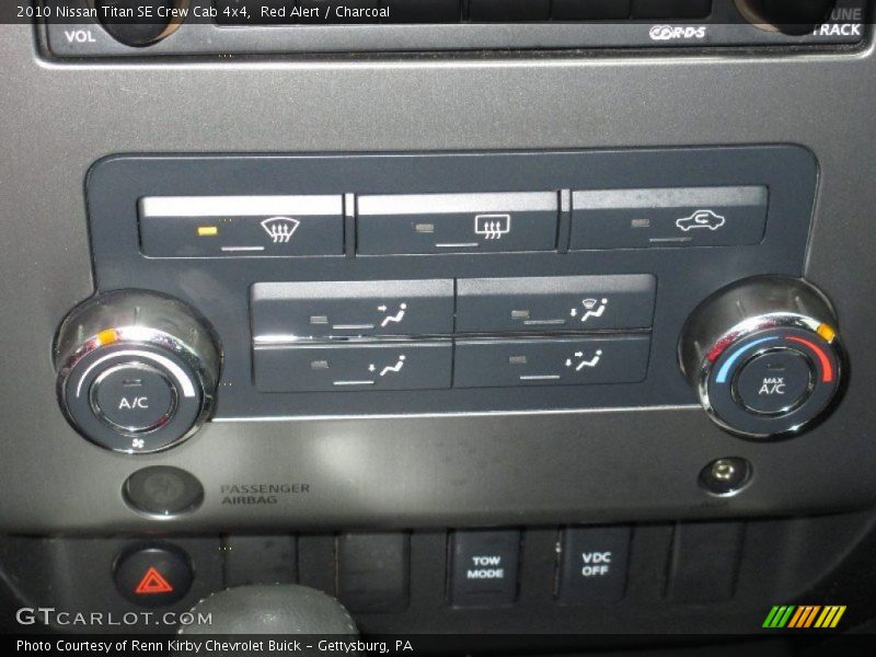 Red Alert / Charcoal 2010 Nissan Titan SE Crew Cab 4x4