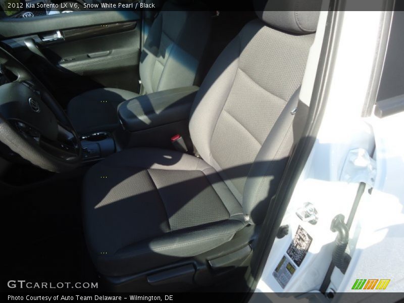 Snow White Pearl / Black 2012 Kia Sorento LX V6