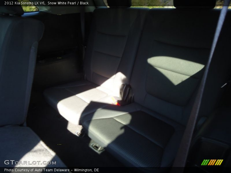 Snow White Pearl / Black 2012 Kia Sorento LX V6