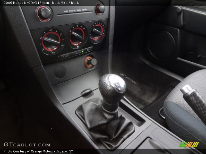 Black Mica / Black 2006 Mazda MAZDA3 i Sedan