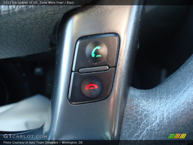 Snow White Pearl / Black 2012 Kia Sorento LX V6