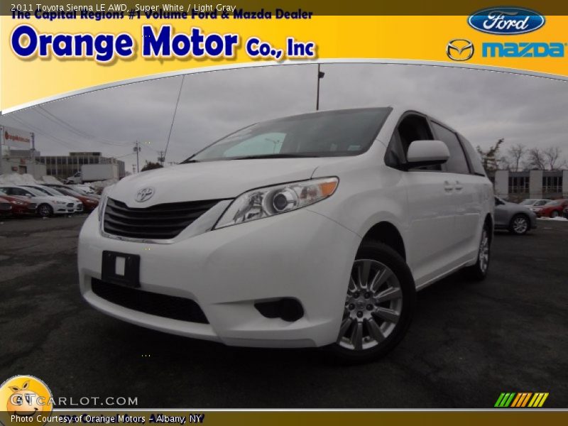 Super White / Light Gray 2011 Toyota Sienna LE AWD