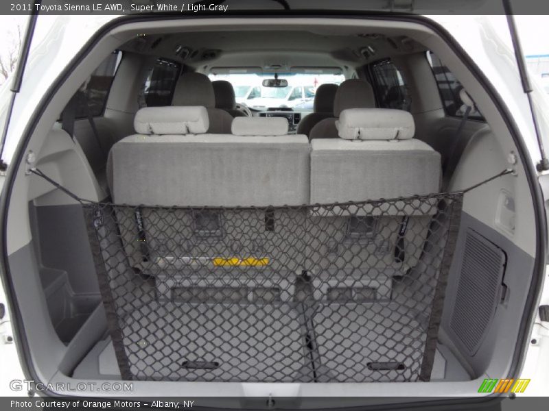 Super White / Light Gray 2011 Toyota Sienna LE AWD