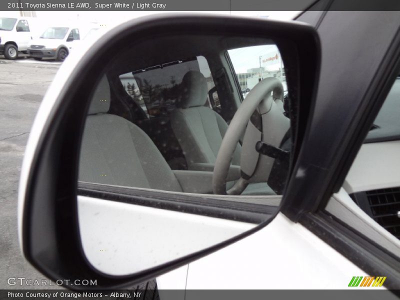 Super White / Light Gray 2011 Toyota Sienna LE AWD