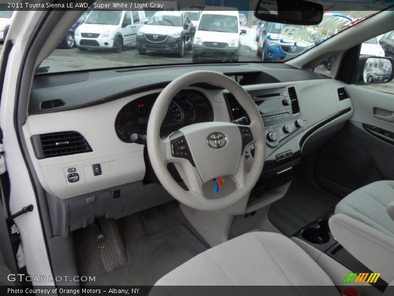 Super White / Light Gray 2011 Toyota Sienna LE AWD