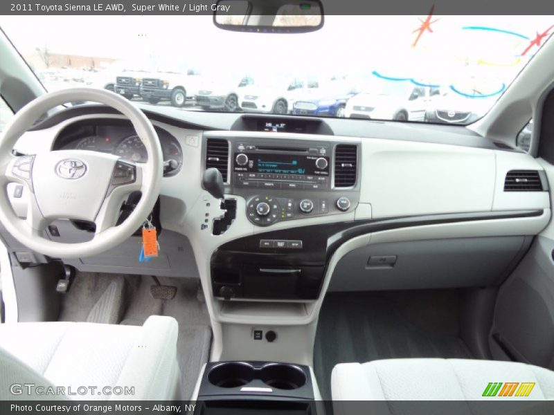 Super White / Light Gray 2011 Toyota Sienna LE AWD