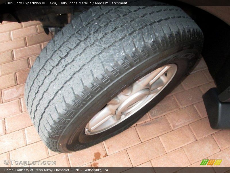 Dark Stone Metallic / Medium Parchment 2005 Ford Expedition XLT 4x4