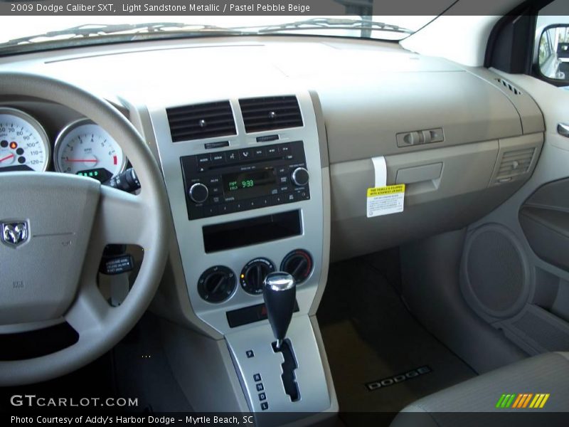 Light Sandstone Metallic / Pastel Pebble Beige 2009 Dodge Caliber SXT