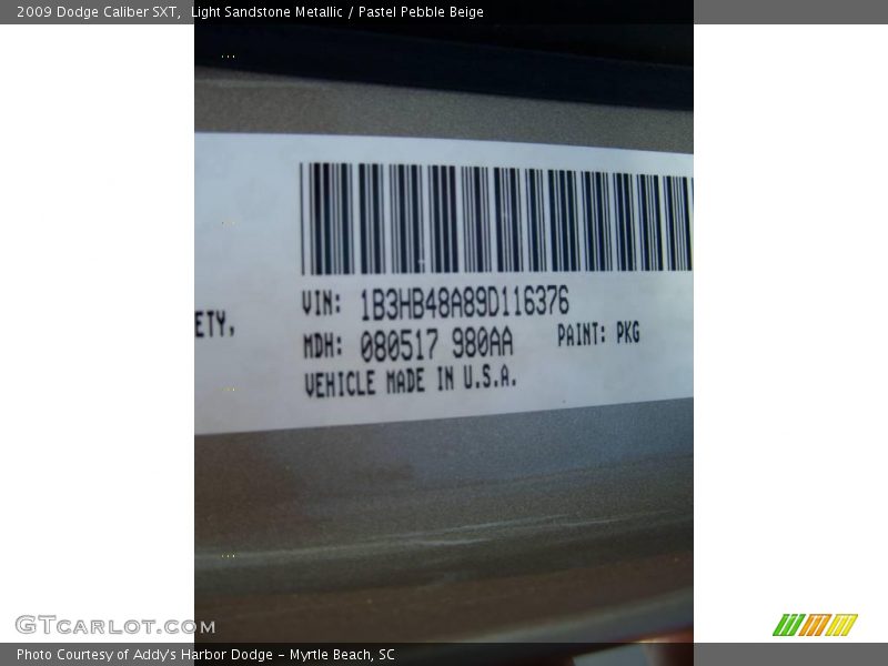 Light Sandstone Metallic / Pastel Pebble Beige 2009 Dodge Caliber SXT