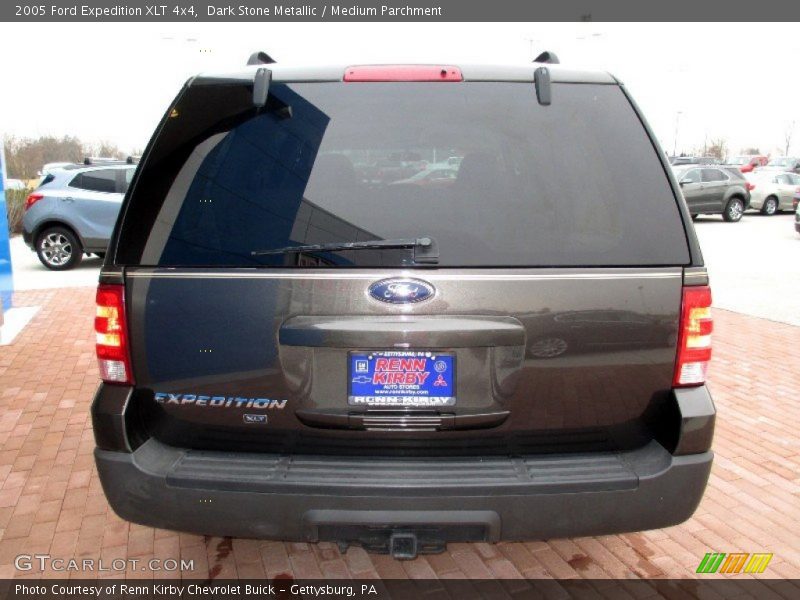 Dark Stone Metallic / Medium Parchment 2005 Ford Expedition XLT 4x4