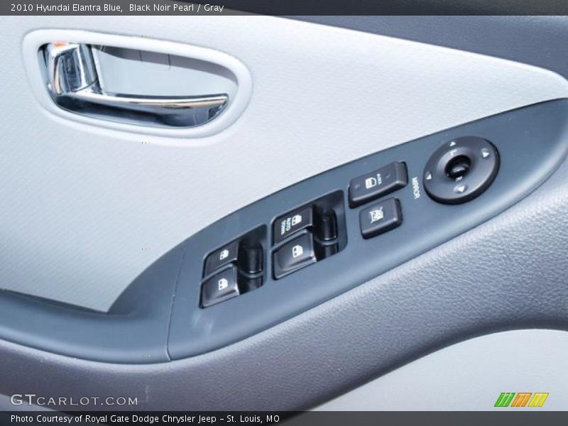 Controls of 2010 Elantra Blue
