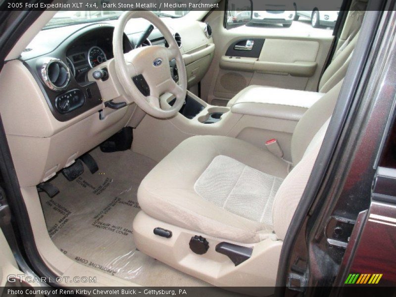 Dark Stone Metallic / Medium Parchment 2005 Ford Expedition XLT 4x4