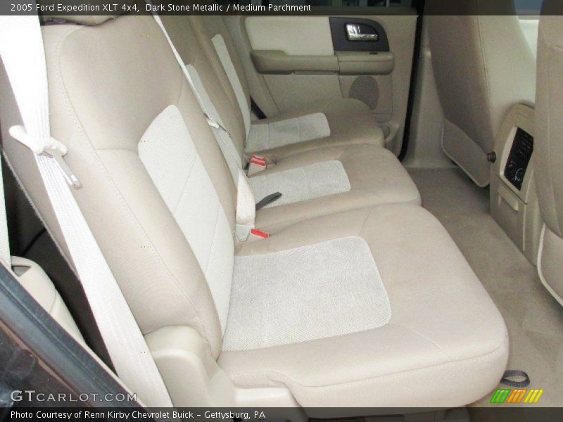Dark Stone Metallic / Medium Parchment 2005 Ford Expedition XLT 4x4
