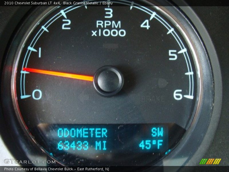 Black Granite Metallic / Ebony 2010 Chevrolet Suburban LT 4x4