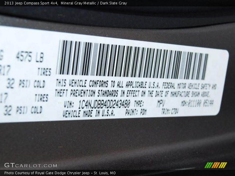 Mineral Gray Metallic / Dark Slate Gray 2013 Jeep Compass Sport 4x4