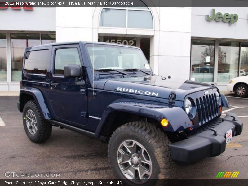 Front 3/4 View of 2013 Wrangler Rubicon 4x4