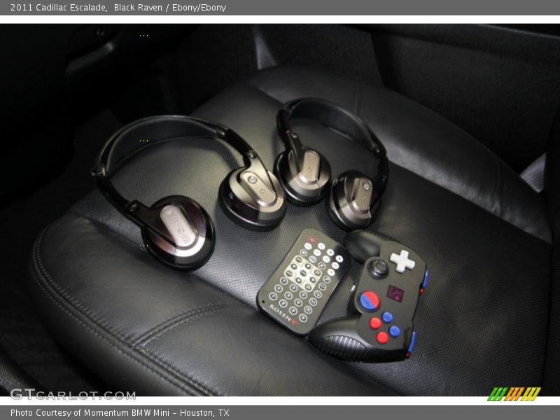 Entertainment System of 2011 Escalade 