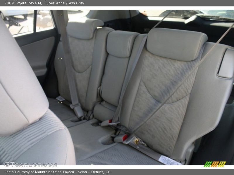 Super White / Ash Gray 2009 Toyota RAV4 I4