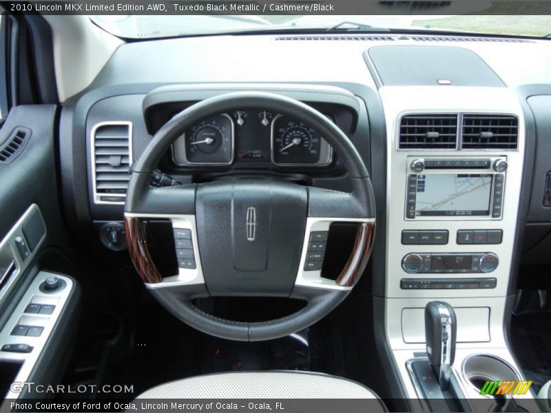 Dashboard of 2010 MKX Limited Edition AWD
