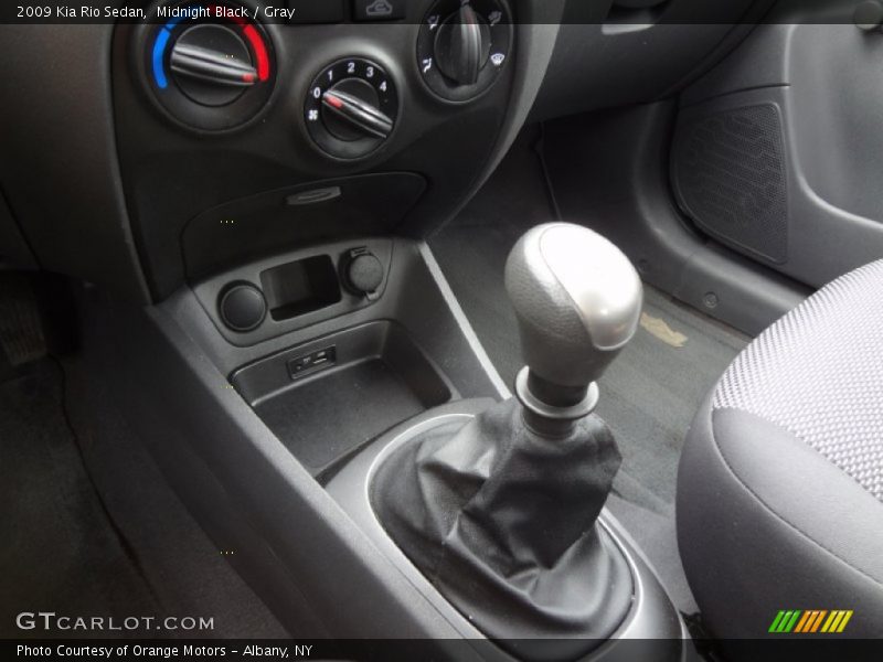  2009 Rio Sedan 5 Speed Manual Shifter