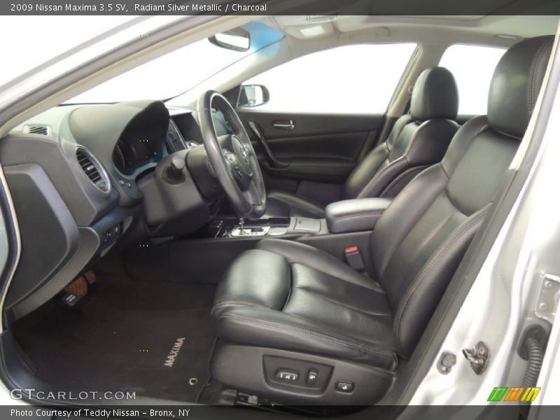 Radiant Silver Metallic / Charcoal 2009 Nissan Maxima 3.5 SV