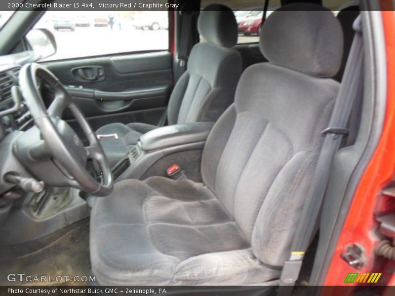 Front Seat of 2000 Blazer LS 4x4