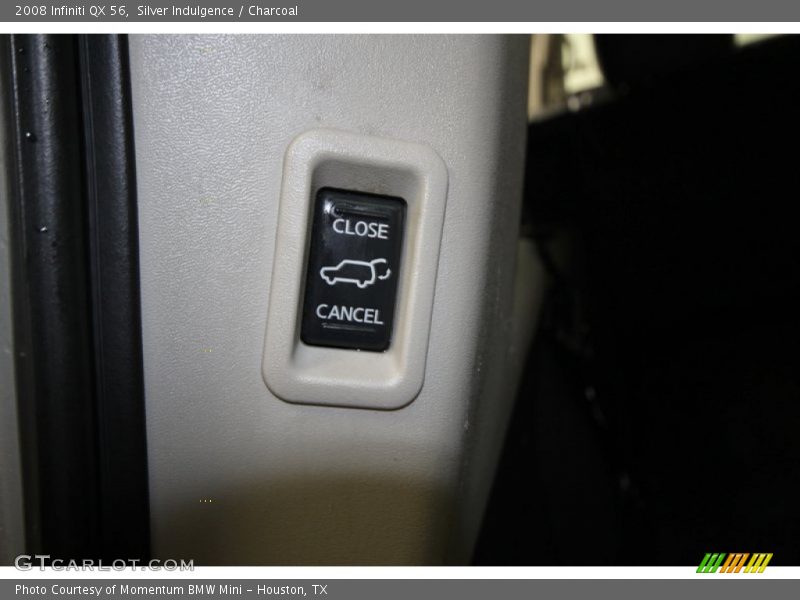 Controls of 2008 QX 56