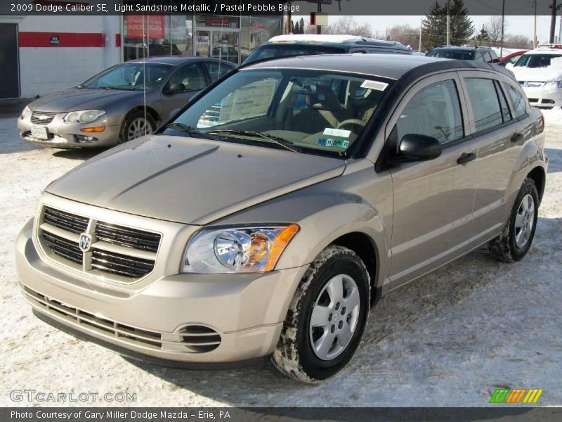 Light Sandstone Metallic / Pastel Pebble Beige 2009 Dodge Caliber SE