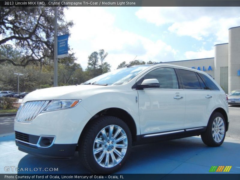 Crystal Champagne Tri-Coat / Medium Light Stone 2013 Lincoln MKX FWD