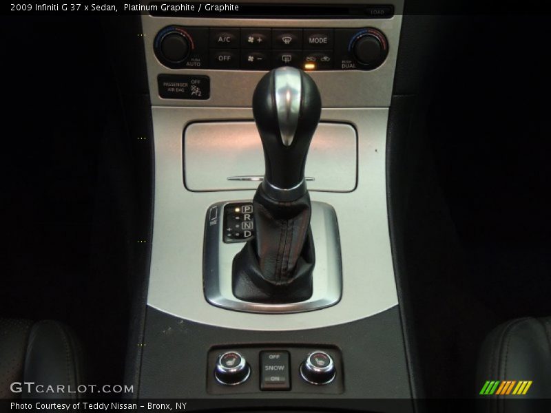 2009 G 37 x Sedan 7 Speed ASC Automatic Shifter